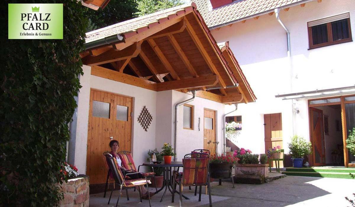 Haus Am Kastanienwald Hotel Dorrenbach Exterior photo